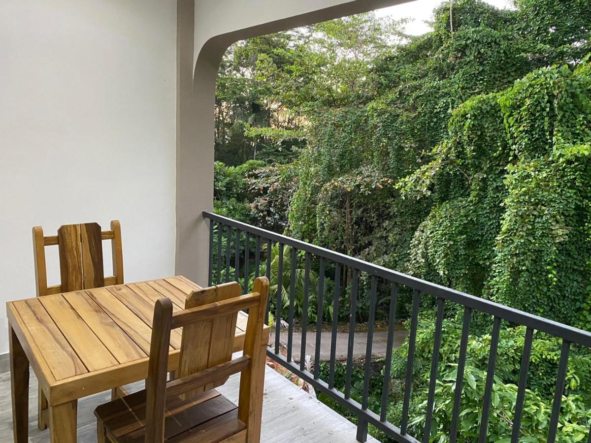 Jasmine Stay Self-Catering Apartments Victoria Exterior photo